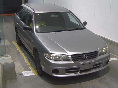 NISSAN EXPERT