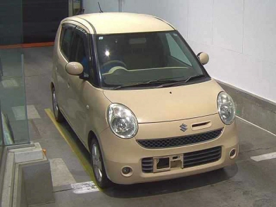 SUZUKI MRWAGON