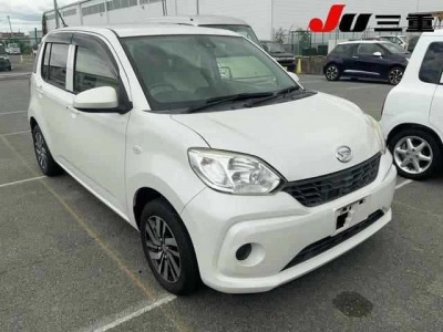 DAIHATSU BOON