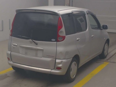 TOYOTA FUN CARGO