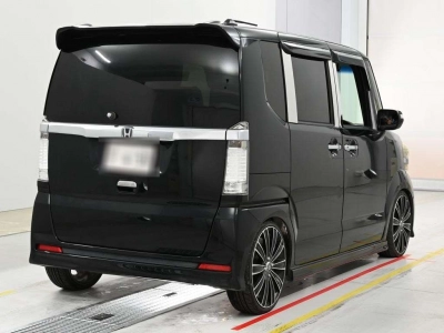 HONDA N BOX CUSTOM
