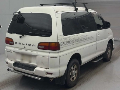 MITSUBISHI DELICA SPACE GEAR