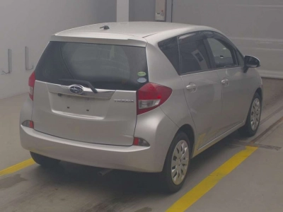 SUBARU TREZIA