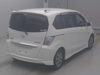 HONDA FREED HYBRID
