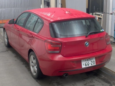 BMW 1 SERIES