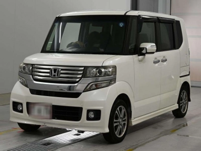 HONDA N BOX CUSTOM