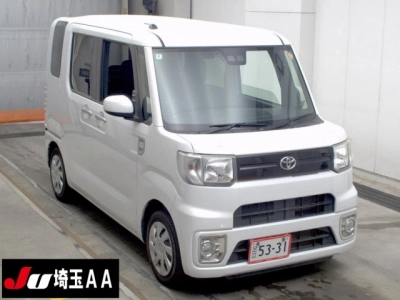 TOYOTA PIXIS MEGA