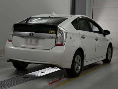 TOYOTA PRIUS PHV