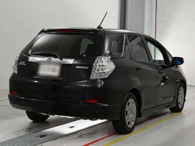 HONDA FIT SHUTTLE HYBRID