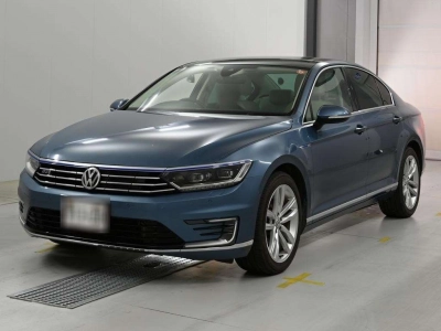 VOLKSWAGEN PASSAT GTE