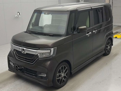 HONDA N BOX CUSTOM
