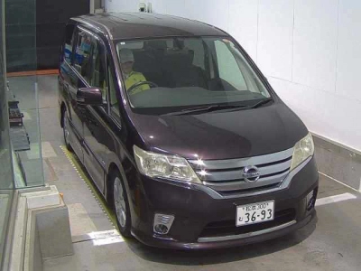 NISSAN SERENA