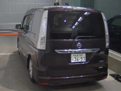 NISSAN SERENA
