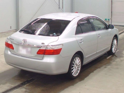 TOYOTA PREMIO