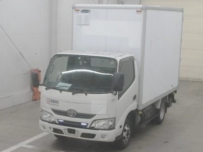 TOYOTA DYNA