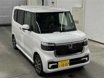 HONDA N BOX CUSTOM