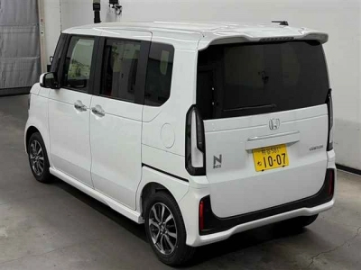 HONDA N BOX CUSTOM