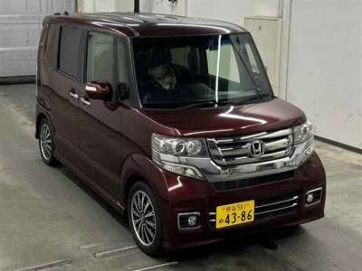 HONDA N BOX CUSTOM