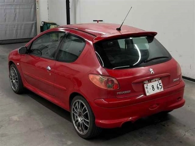 PEUGEOT 206