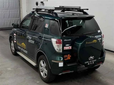 TOYOTA RUSH