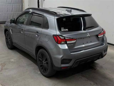 MITSUBISHI RVR