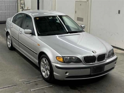 BMW 3 SERIES