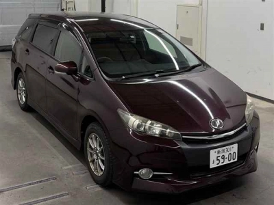 TOYOTA WISH