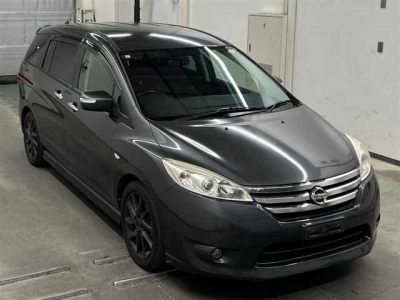 NISSAN LAFESTA