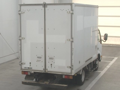 TOYOTA DYNA