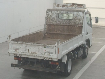 MITSUBISHI CANTER