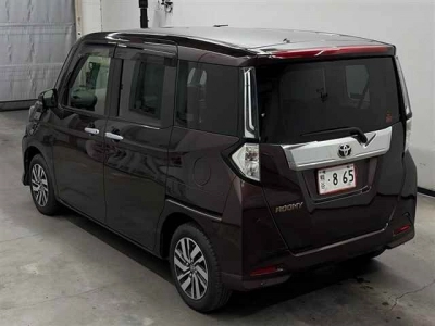 TOYOTA TANK