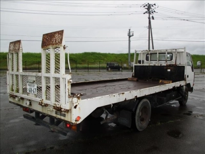 MITSUBISHI CANTER