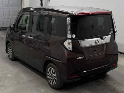 TOYOTA TANK