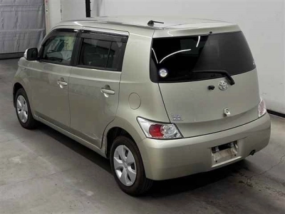 TOYOTA BB