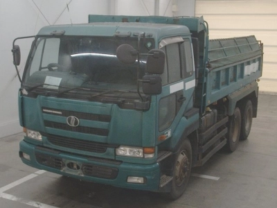 NISSAN UD