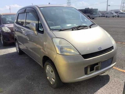 SUZUKI MRWAGON