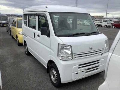 NISSAN NV100 CLIPPER