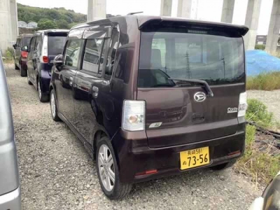 DAIHATSU MOVE CONTE