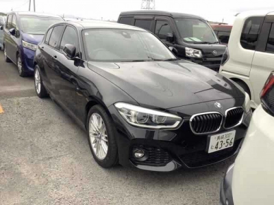 BMW 1 SERIES