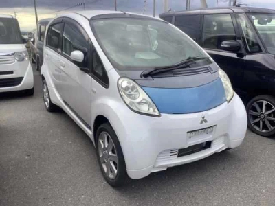 MITSUBISHI I