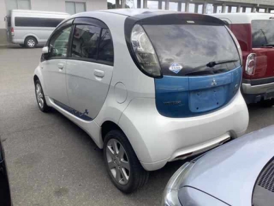 MITSUBISHI I