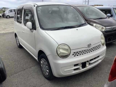 DAIHATSU MOVE LATTE