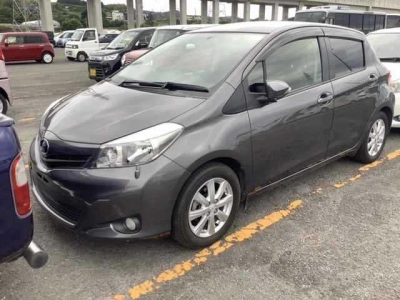 TOYOTA VITZ