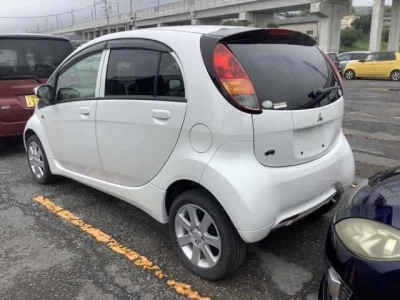 MITSUBISHI I
