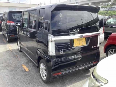 HONDA N BOX CUSTOM