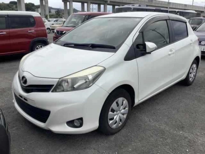 TOYOTA VITZ