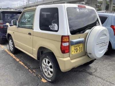 MITSUBISHI PAJERO MINI