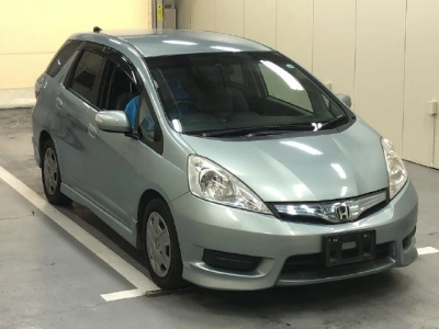 HONDA FIT SHUTTLE HYBRID