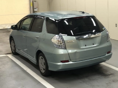 HONDA FIT SHUTTLE HYBRID
