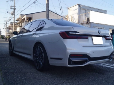 BMW 7 SERIES